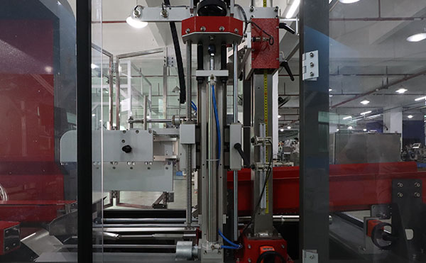 白酒后段包裝生產(chǎn)線,自動包裝設(shè)備,全自動包裝機(jī)生產(chǎn)廠家,高臻智能